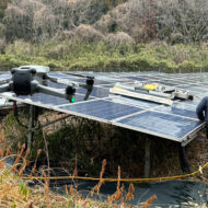 太陽光発電モジュール洗浄の様子